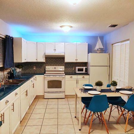Manatee River Cottage In Historical Oldtown, Sleeps Up To 7 People Palmetto Buitenkant foto